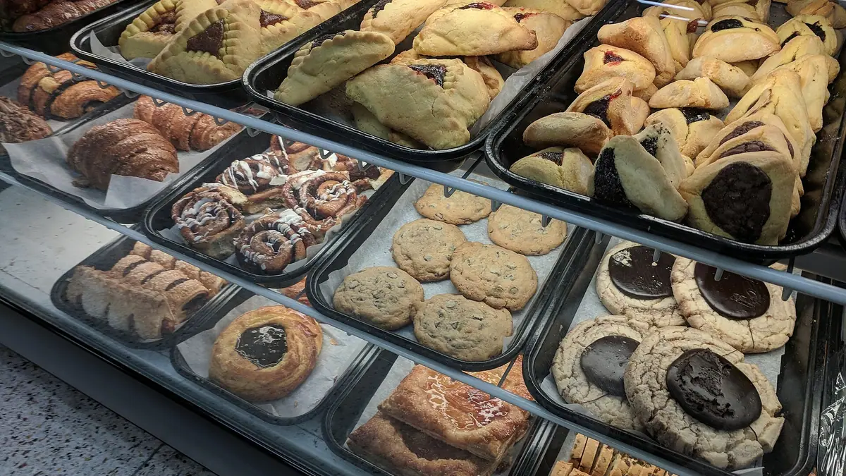 Cooplands – bakery in Gainsborough town centre